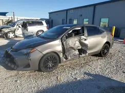 2T1BURHE0JC105873 2018 TOYOTA COROLLA