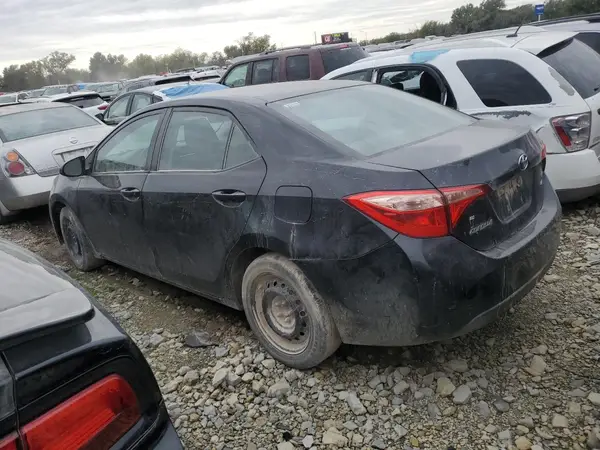 2T1BURHE0JC114282 2018 TOYOTA COROLLA - Image 2