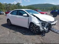 2T1BURHE0JC118784 2018 TOYOTA COROLLA