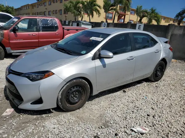 2T1BURHE0JC120857 2018 TOYOTA COROLLA - Image 1