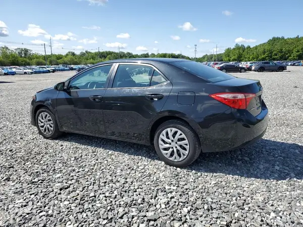 2T1BURHE0JC124231 2018 TOYOTA COROLLA - Image 2