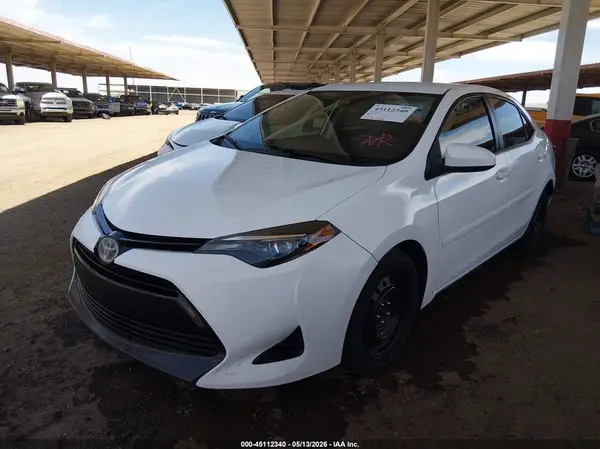 2T1BURHE0JC966034 2018 TOYOTA COROLLA - Image 2