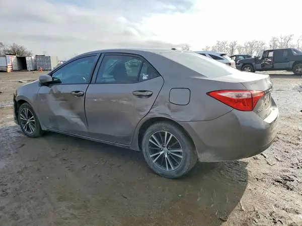 2T1BURHE0JC968527 2018 TOYOTA COROLLA - Image 2