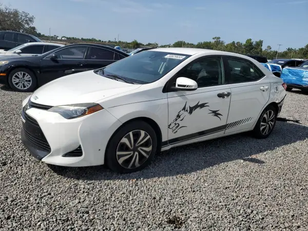 2T1BURHE0JC969757 2018 TOYOTA COROLLA - Image 1