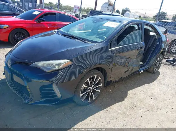 2T1BURHE0JC970245 2018 TOYOTA COROLLA - Image 2