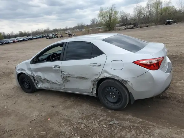 2T1BURHE0JC970410 2018 TOYOTA COROLLA - Image 2
