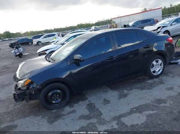 2T1BURHE0JC973310 2018 TOYOTA COROLLA - Image 2