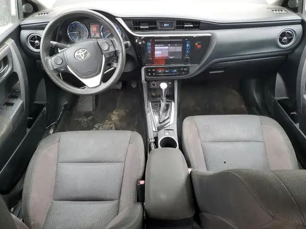2T1BURHE0JC973565 2018 TOYOTA COROLLA - Image 8