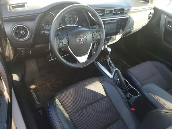 2T1BURHE0JC979320 2018 TOYOTA COROLLA - Image 8