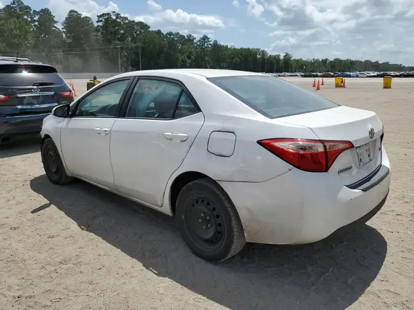 2T1BURHE0JC980189 2018 TOYOTA COROLLA - Image 2