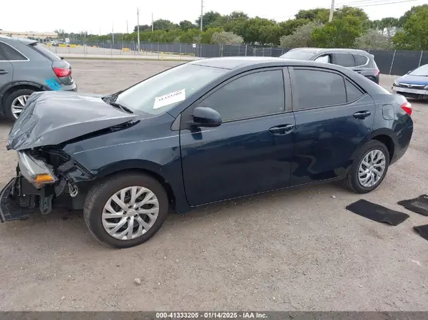 2T1BURHE0JC980290 2018 TOYOTA COROLLA - Image 2