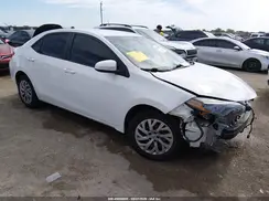 2T1BURHE0JC985909 2018 TOYOTA COROLLA