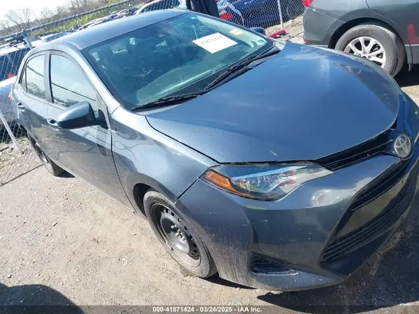 2T1BURHE0JC986638 2018 TOYOTA COROLLA - Image 1