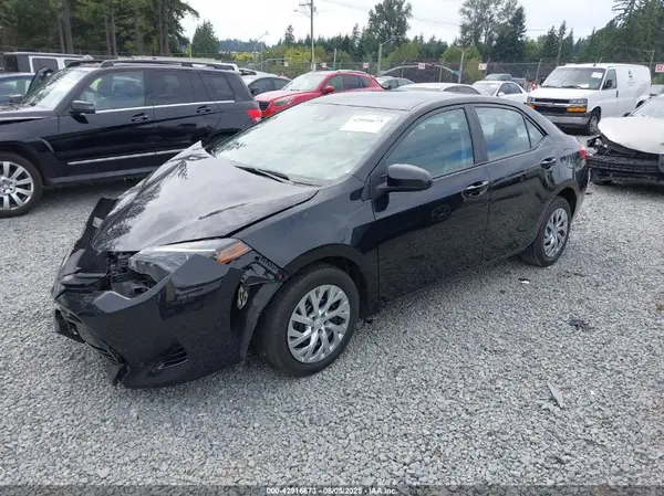 2T1BURHE0KC135022 2019 TOYOTA COROLLA - Image 2
