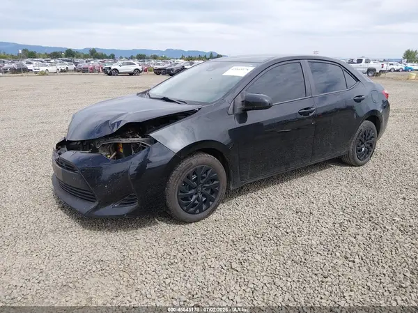 2T1BURHE0KC135411 2019 TOYOTA COROLLA - Image 2
