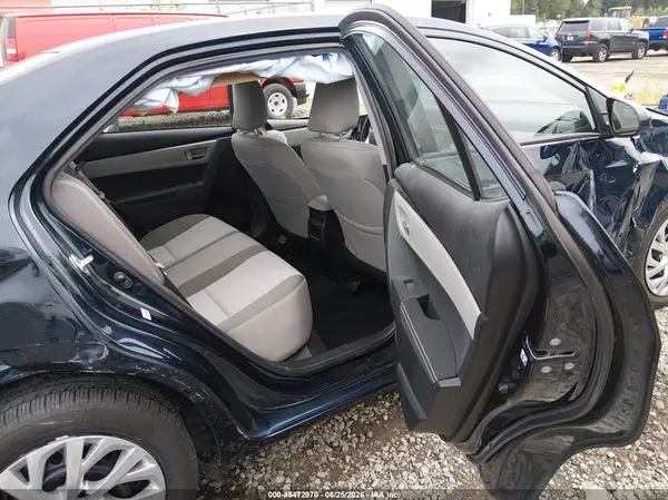 2T1BURHE0KC140219 2019 TOYOTA COROLLA - Image 8