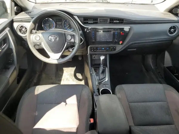 2T1BURHE0KC140785 2019 TOYOTA COROLLA - Image 8