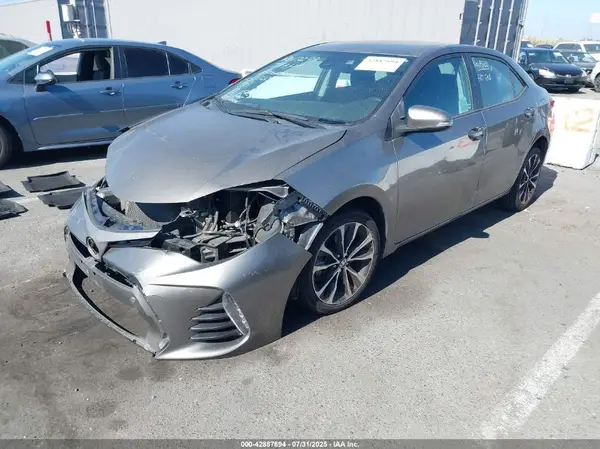 2T1BURHE0KC145999 2019 TOYOTA COROLLA - Image 2