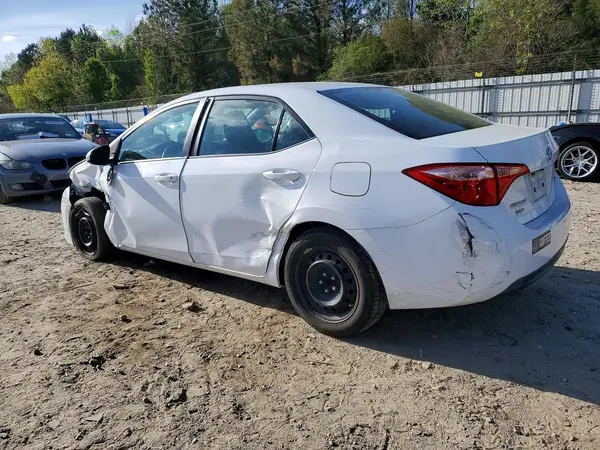 2T1BURHE0KC147445 2019 TOYOTA COROLLA - Image 2