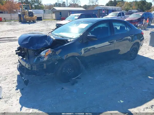 2T1BURHE0KC150393 2019 TOYOTA COROLLA - Image 2