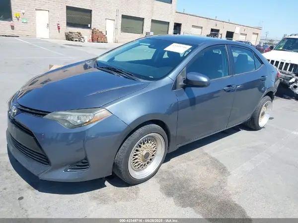 2T1BURHE0KC153679 2019 TOYOTA COROLLA - Image 2
