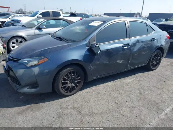 2T1BURHE0KC161698 2019 TOYOTA COROLLA - Image 2
