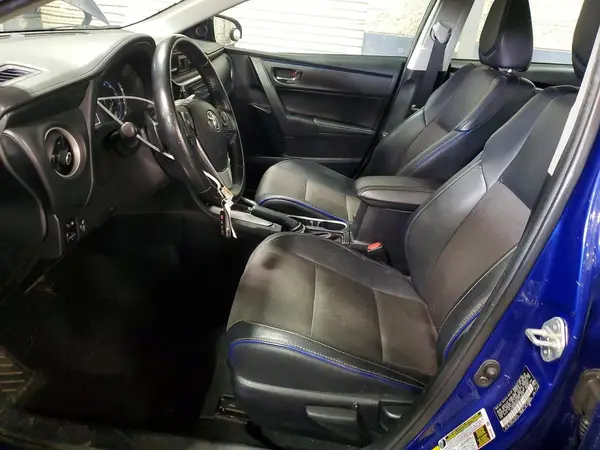 2019 TOYOTA COROLLA auction photo 7