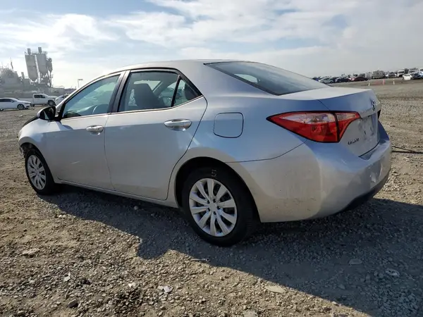 2T1BURHE0KC170871 2019 TOYOTA COROLLA - Image 2