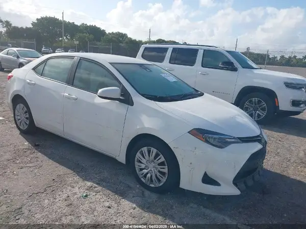 2T1BURHE0KC179280 2019 TOYOTA COROLLA - Image 1