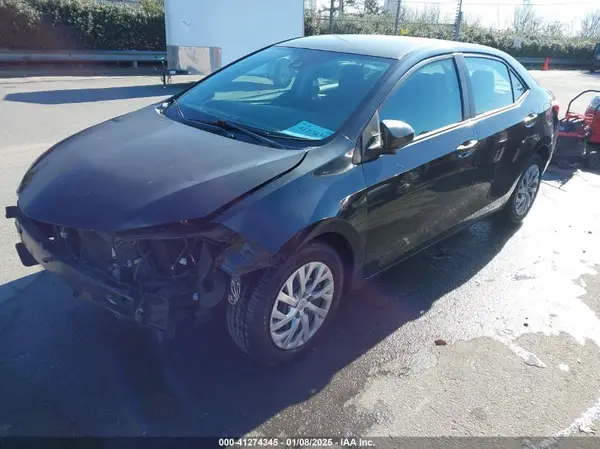 2T1BURHE0KC180073 2019 TOYOTA COROLLA - Image 2