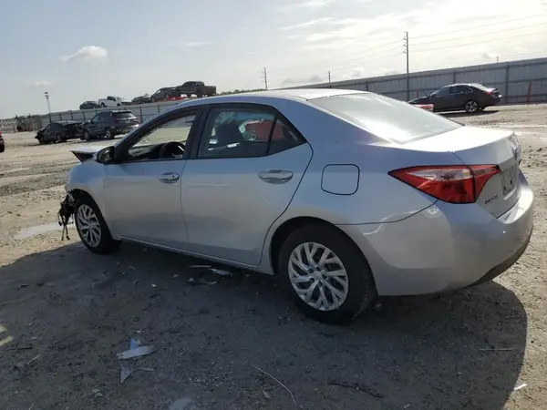2T1BURHE0KC196015 2019 TOYOTA COROLLA - Image 2