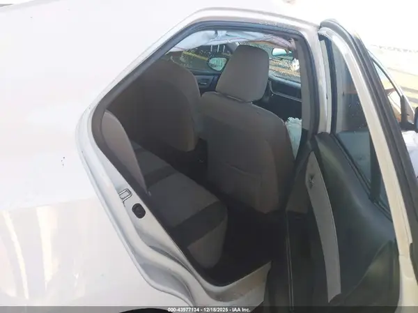 2T1BURHE0KC196208 2019 TOYOTA COROLLA - Image 8