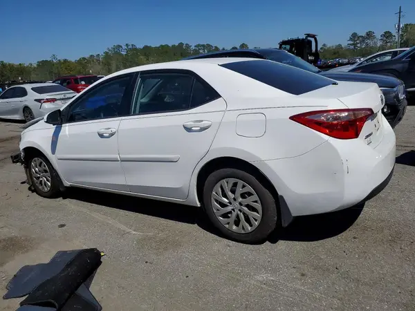 2T1BURHE0KC205568 2019 TOYOTA COROLLA - Image 2