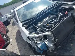 2T1BURHE0KC213606 2019 TOYOTA COROLLA