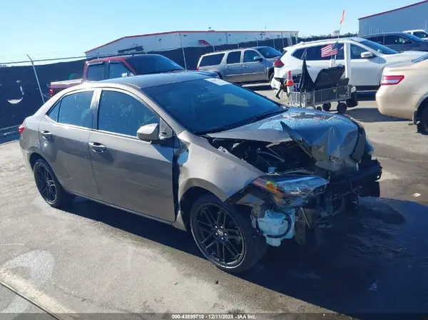 2T1BURHE0KC216988 2019 TOYOTA COROLLA - Image 1
