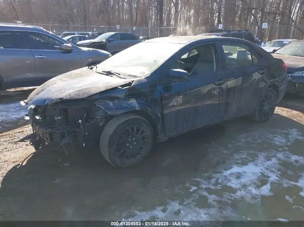 2T1BURHE0KC224847 2019 TOYOTA COROLLA - Image 2