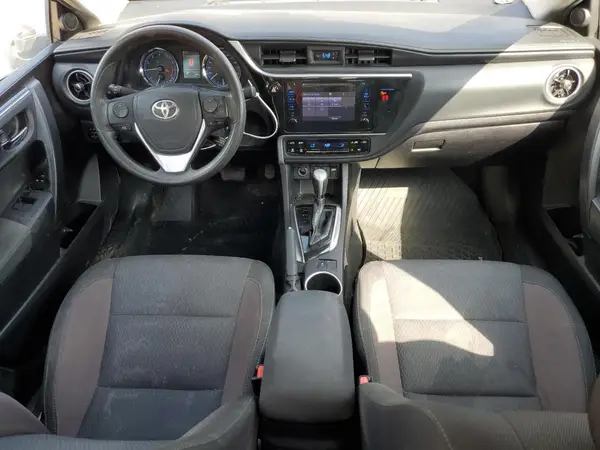 2T1BURHE0KC227666 2019 TOYOTA COROLLA - Image 8
