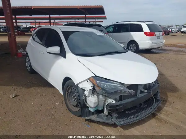 2T1BURHE0KC231930 2019 TOYOTA COROLLA - Image 1