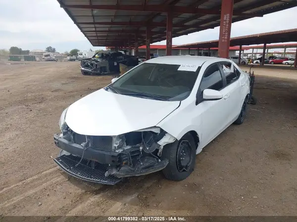2T1BURHE0KC231930 2019 TOYOTA COROLLA - Image 2