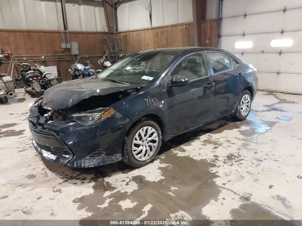 2T1BURHE0KC245584 2019 TOYOTA COROLLA - Image 2