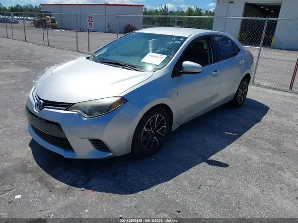 2T1BURHE1GC489820 2016 TOYOTA COROLLA - Image 2