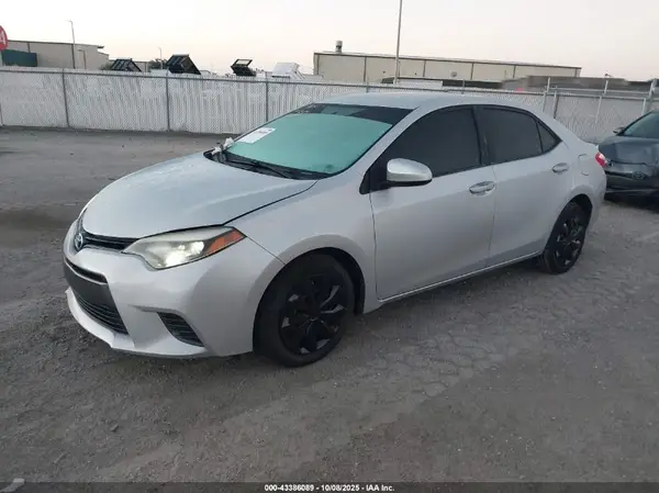 2T1BURHE1GC508656 2016 TOYOTA COROLLA - Image 2