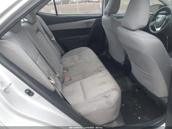 2T1BURHE1GC565827 2016 TOYOTA COROLLA - Image 8