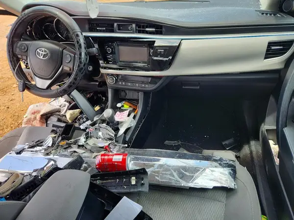 2T1BURHE1GC570266 2016 TOYOTA COROLLA - Image 8