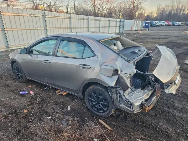 2T1BURHE1GC580327 2016 TOYOTA COROLLA - Image 2
