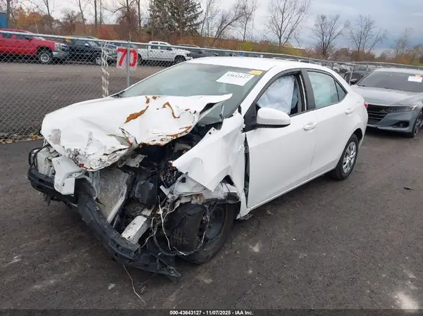 2T1BURHE1GC679679 2016 TOYOTA COROLLA - Image 2