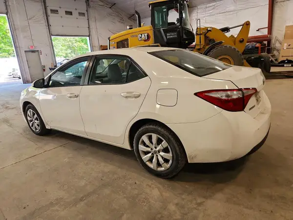 2T1BURHE1GC694988 2016 TOYOTA COROLLA - Image 2