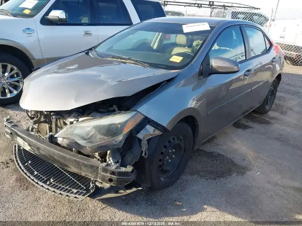 2T1BURHE1GC700160 2016 TOYOTA COROLLA - Image 2