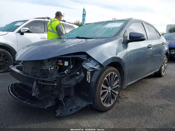 2T1BURHE1GC703463 2016 TOYOTA COROLLA - Image 2