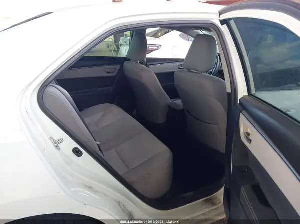 2T1BURHE1GC727066 2016 TOYOTA COROLLA - Image 8